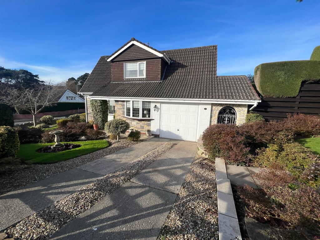 4 bedroom detached house for sale in Leiros Parc Drive, Bryncoch, Neath