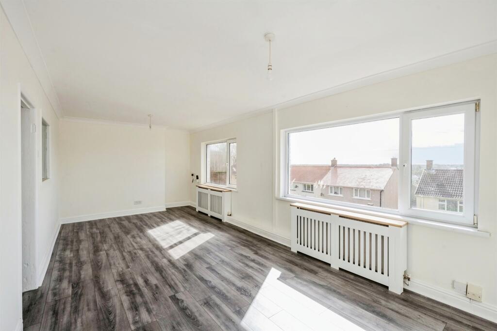 3 bedroom semidetached house for sale in Willow Grove, Baglan, Port