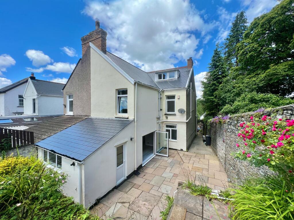 4 bedroom semidetached house for sale in Lewis Road, Neath, SA11