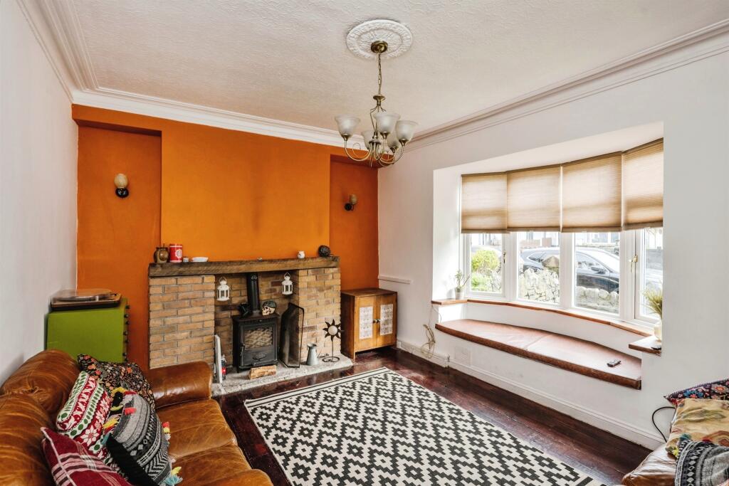 Main image of property: Neath Road, Briton Ferry, Neath