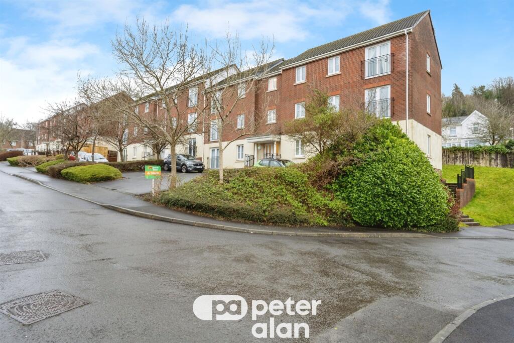Main image of property: Geraint Jeremiah Close, Neath