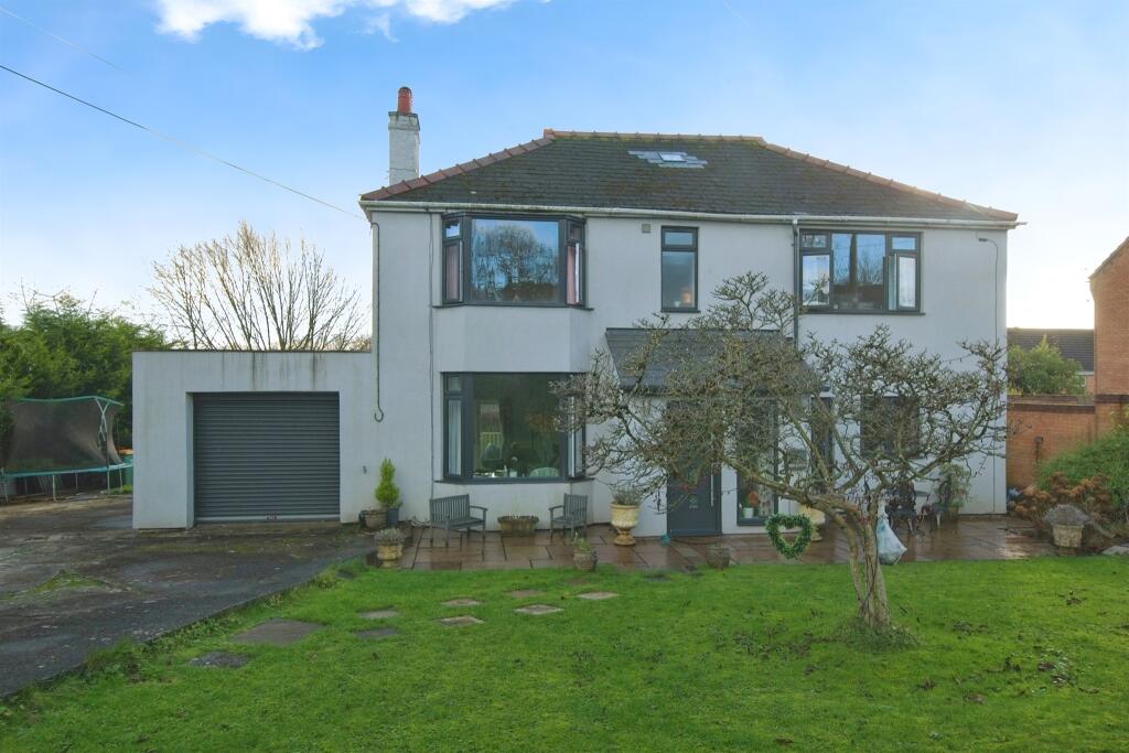 4 bedroom detached house for sale in Old Chepstow Road, Langstone