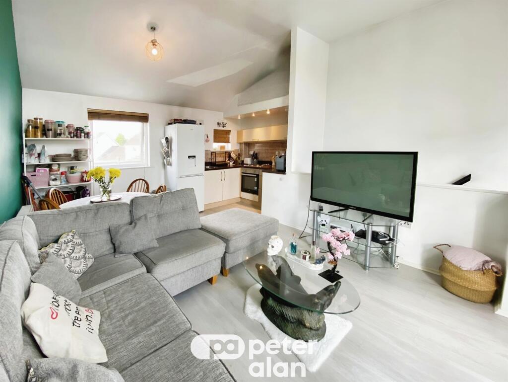 Main image of property: Ariel Reach, Newport