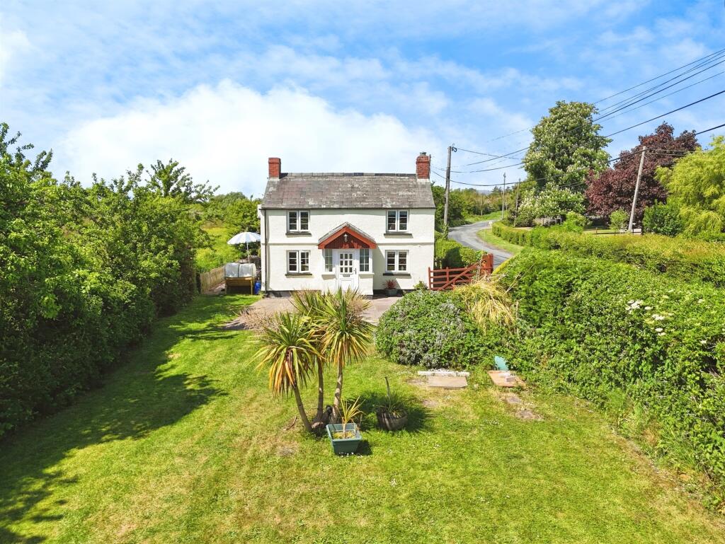 Main image of property: Cherry Cottage, Goldcliff, Newport