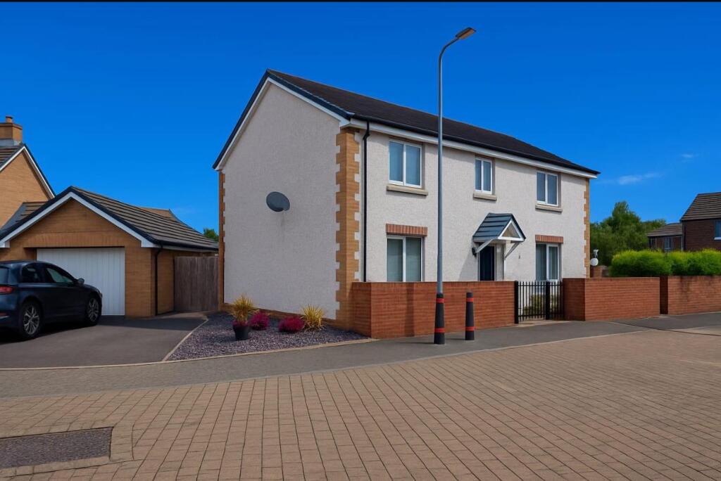 Main image of property: Nettlefolds Crescent, Rogerstone, Newport