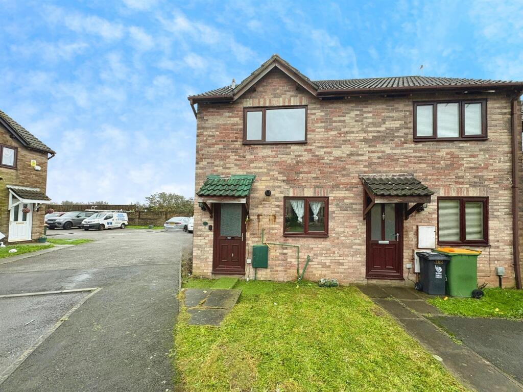 Main image of property: The Turnstiles, Newport