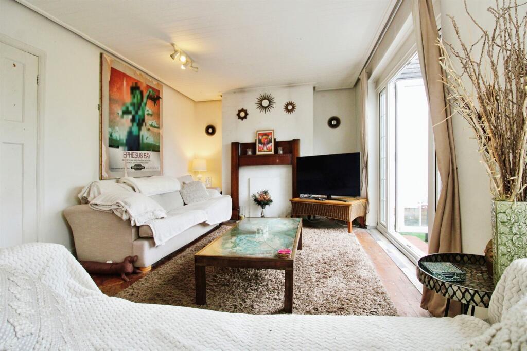 Additional property image - Pwllmawr Avenue, Rumney, Cardiff