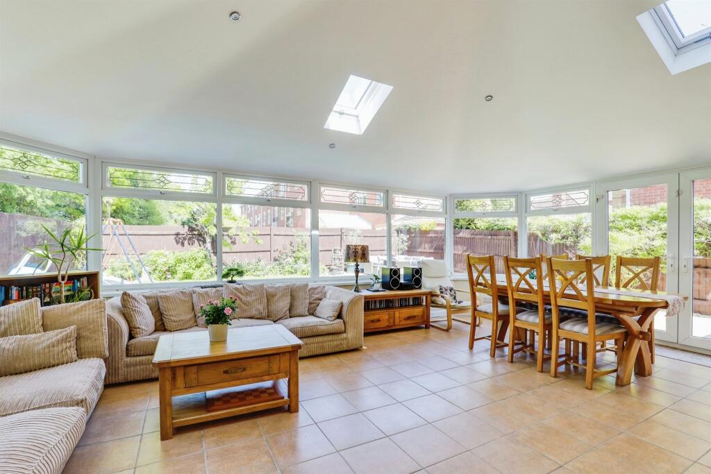 Additional property image - Cambrian Drive, Marshfield, Cardiff