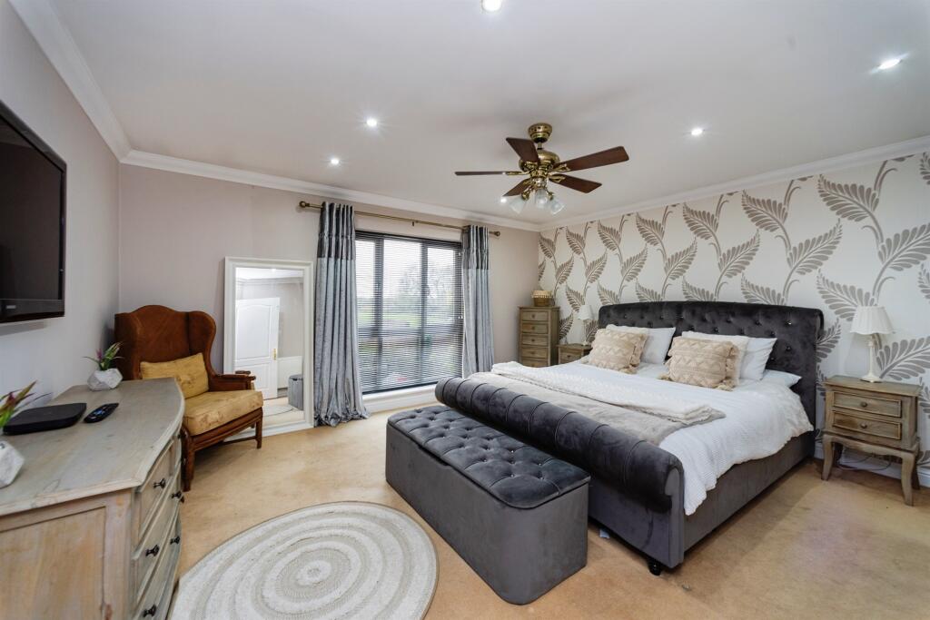 Additional property image - Wellfield Road, Marshfield, Cardiff