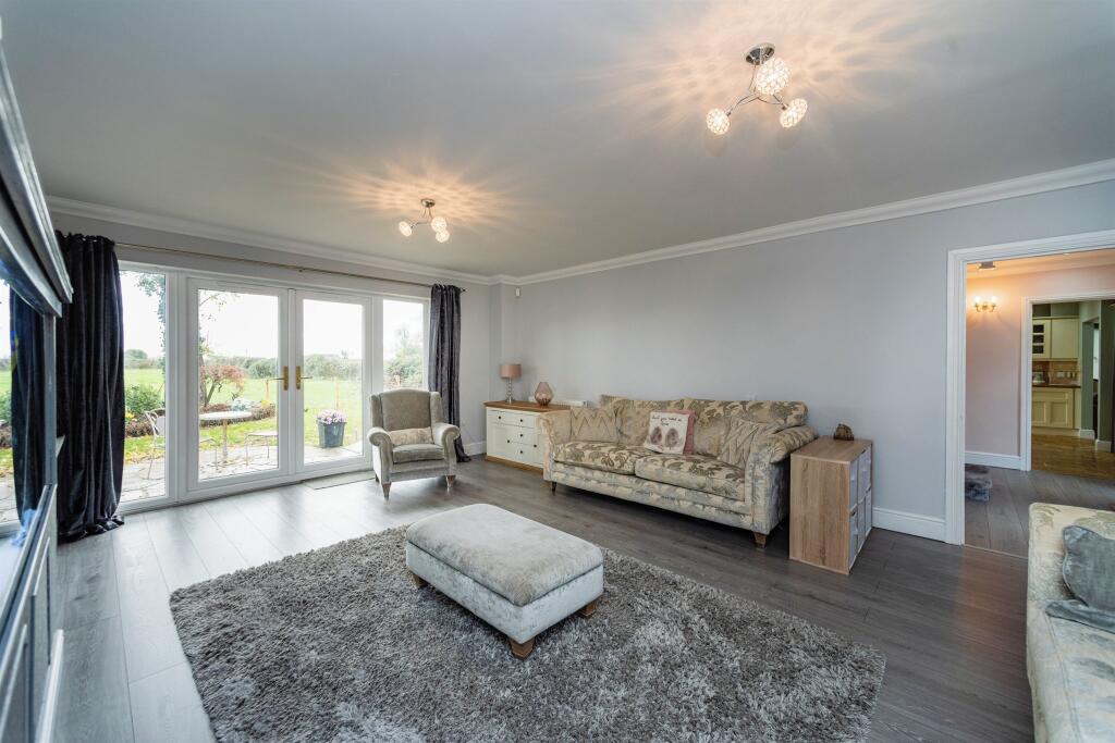 Additional property image - Wellfield Road, Marshfield, Cardiff