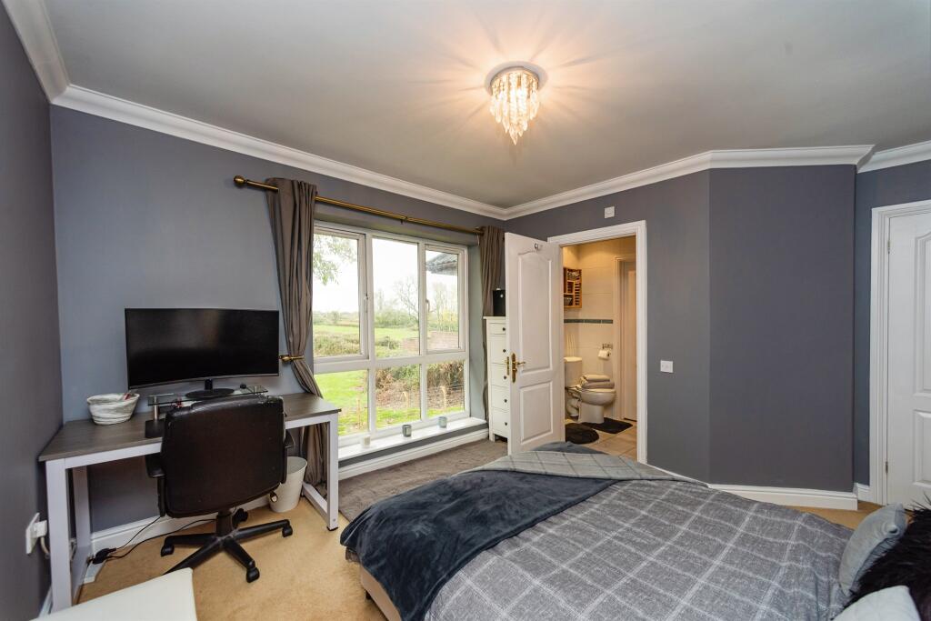 Additional property image - Wellfield Road, Marshfield, Cardiff