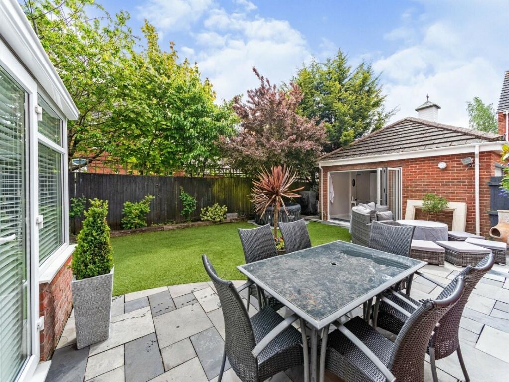 Additional property image - Cambrian Drive, Marshfield, Cardiff