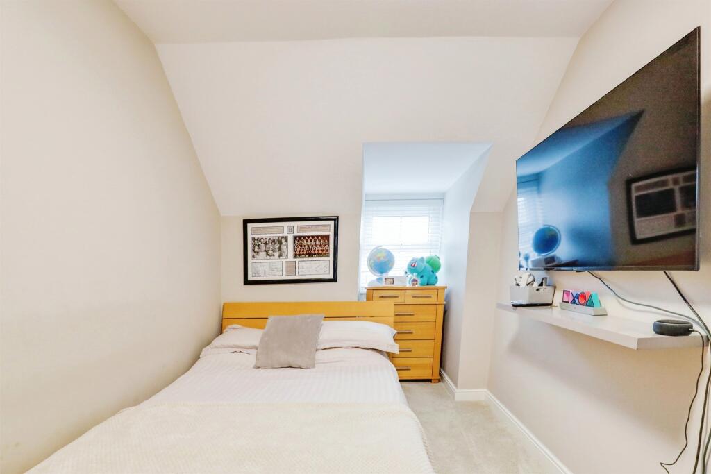 Additional property image - Cambrian Drive, Marshfield, Cardiff