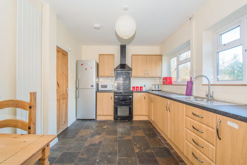 Additional property image - Ball Road, Llanrumney, Cardiff