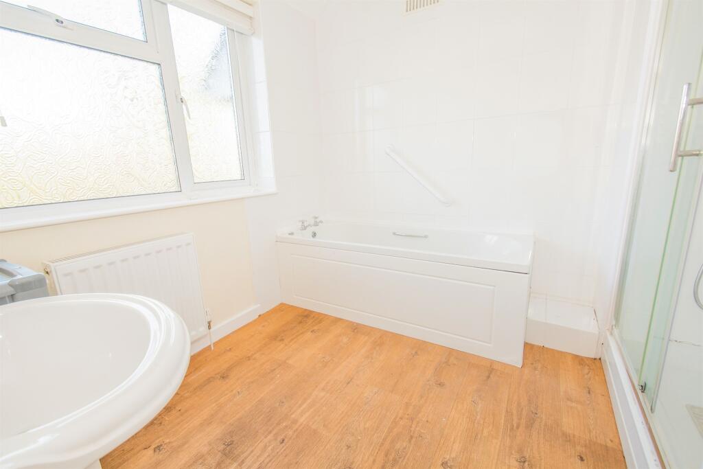 Additional property image - Ball Road, Llanrumney, Cardiff