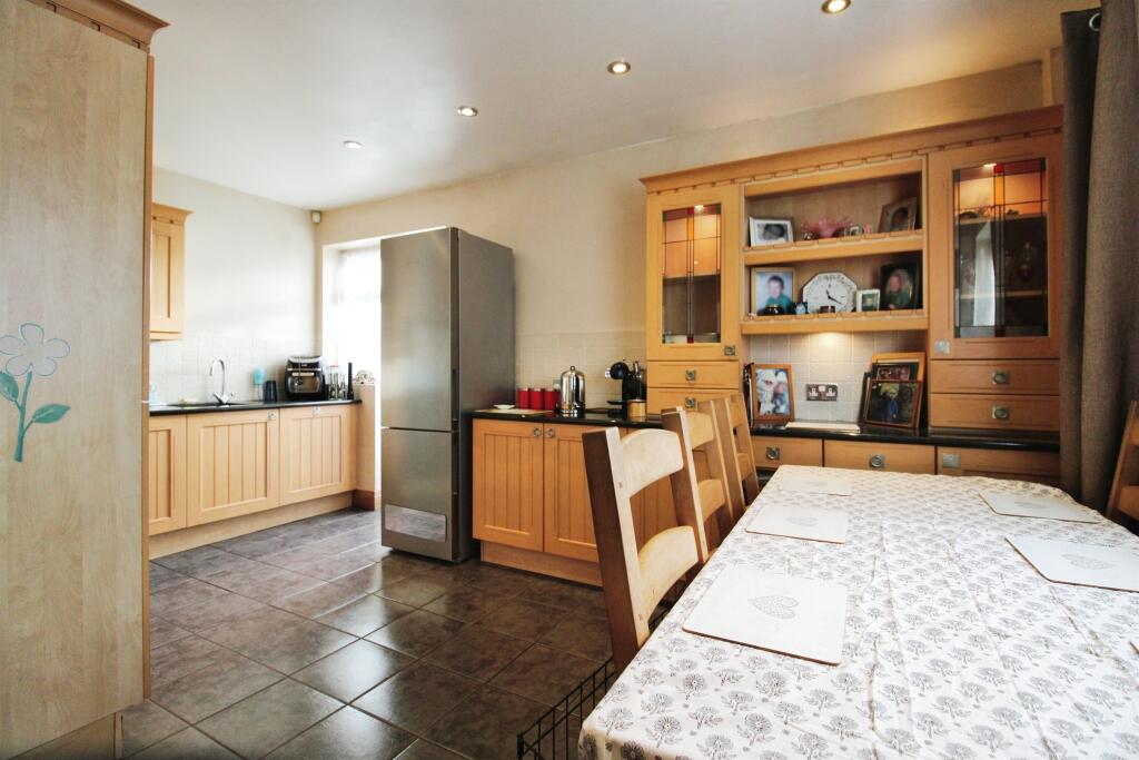 Additional property image - Ball Road, Llanrumney, Cardiff