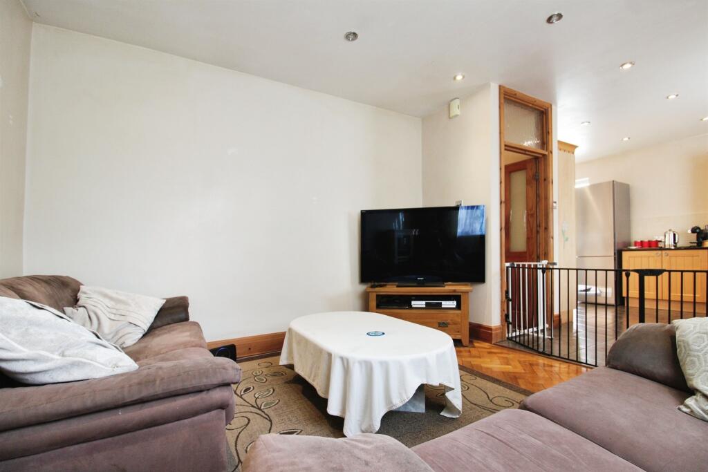 Additional property image - Ball Road, Llanrumney, Cardiff