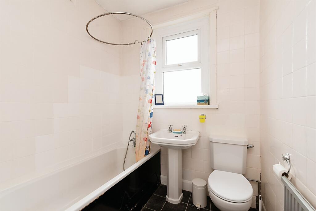 Additional property image - Castle Crescent, Rumney, Cardiff