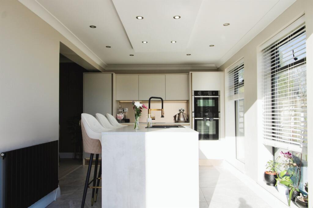 Additional property image - Ty Fry Gardens, Rumney, Cardiff