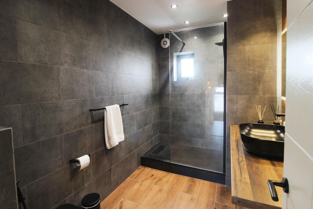Additional property image - Ty Fry Gardens, Rumney, Cardiff