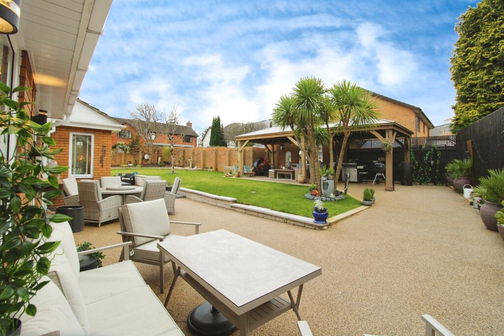 Additional property image - Tynewydd Drive, Castleton, Cardiff