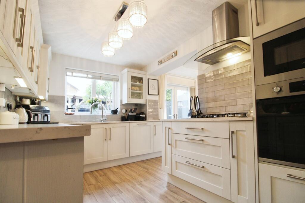 Additional property image - Tynewydd Drive, Castleton, Cardiff