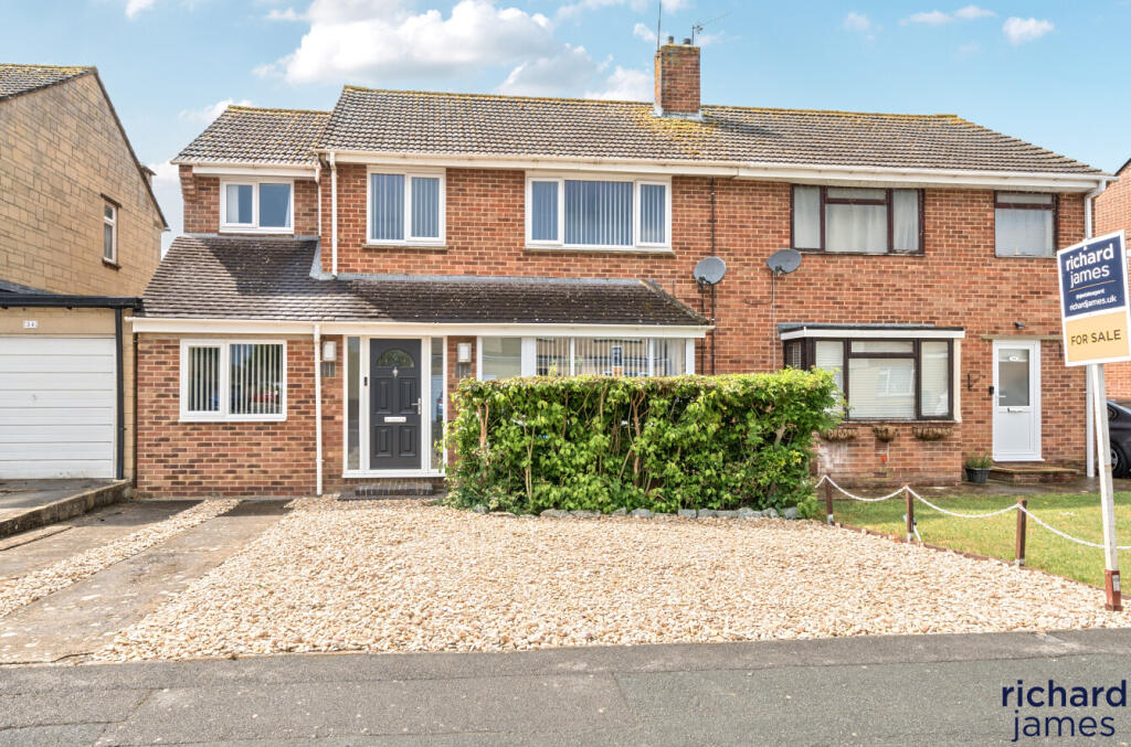 Main image of property: Hamble Road, Haydon Wick, Swindon, SN25