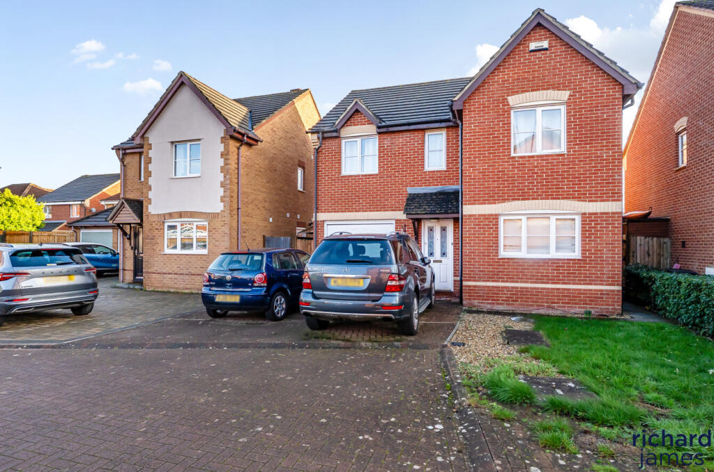 Main image of property: Tracy Close, Abbey Meads, Swindon, SN25