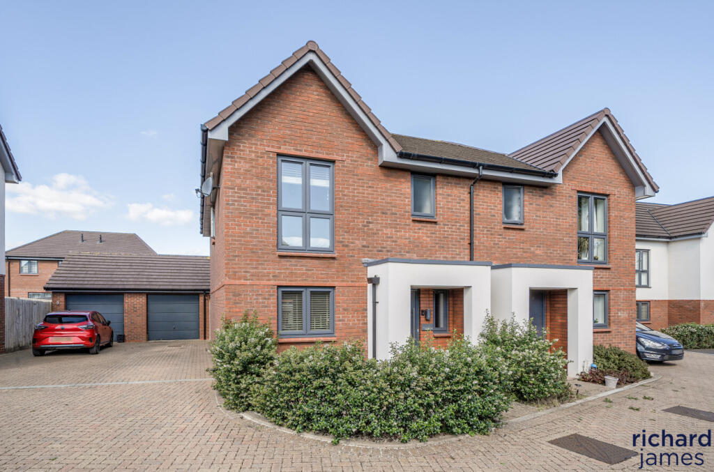 Main image of property: Dresser Close, Tadpole Garden Village, Swindon, SN25