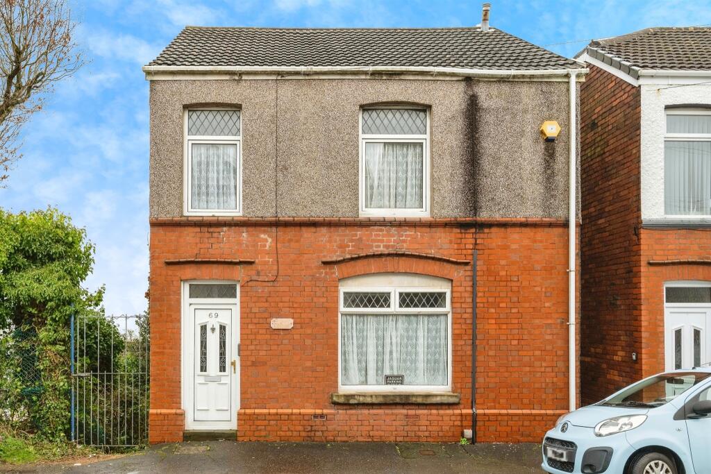 4 bedroom detached house for sale in Springfield Street, Morriston