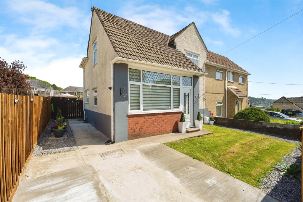 Main image of property: Alltywerin, Pontardawe, Swansea