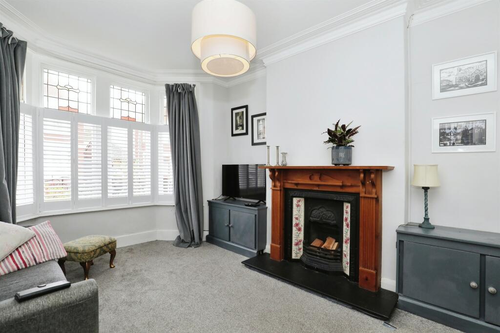 Additional property image - Kensington Avenue, Victoria Park, Cardiff