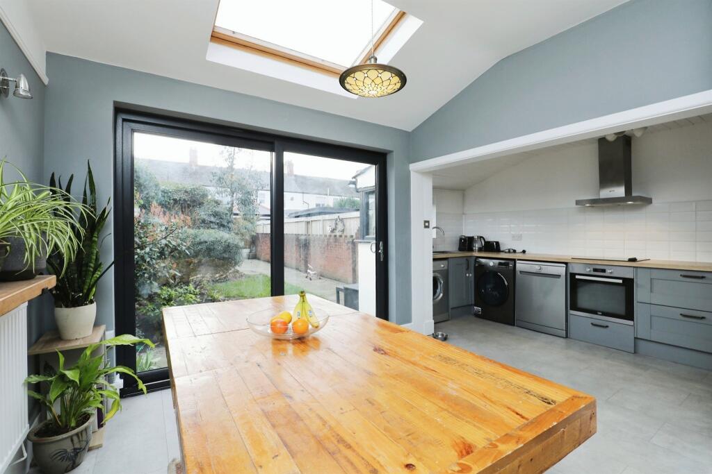 Additional property image - Kensington Avenue, Victoria Park, Cardiff