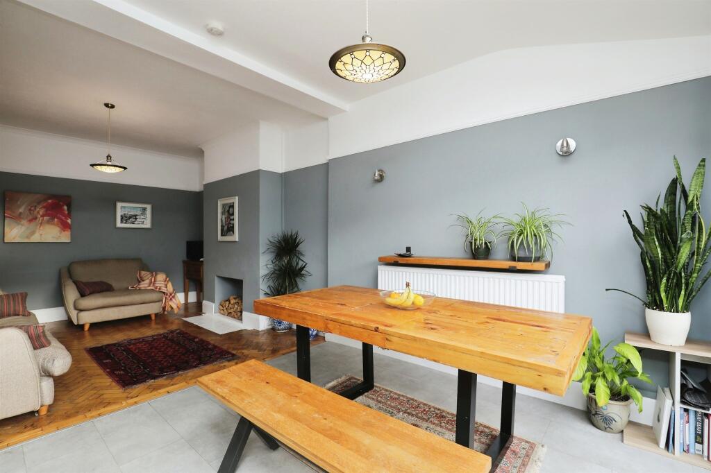 Additional property image - Kensington Avenue, Victoria Park, Cardiff
