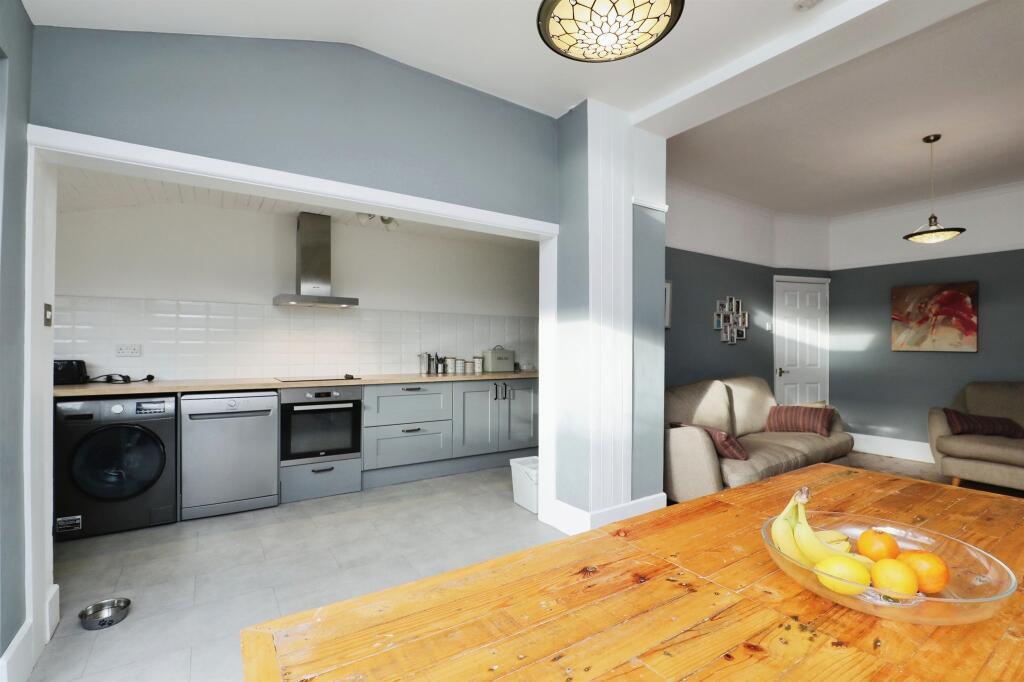 Additional property image - Kensington Avenue, Victoria Park, Cardiff