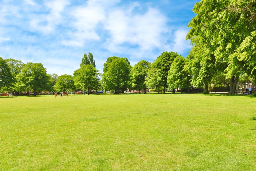 Additional property image - Kensington Avenue, Victoria Park, Cardiff