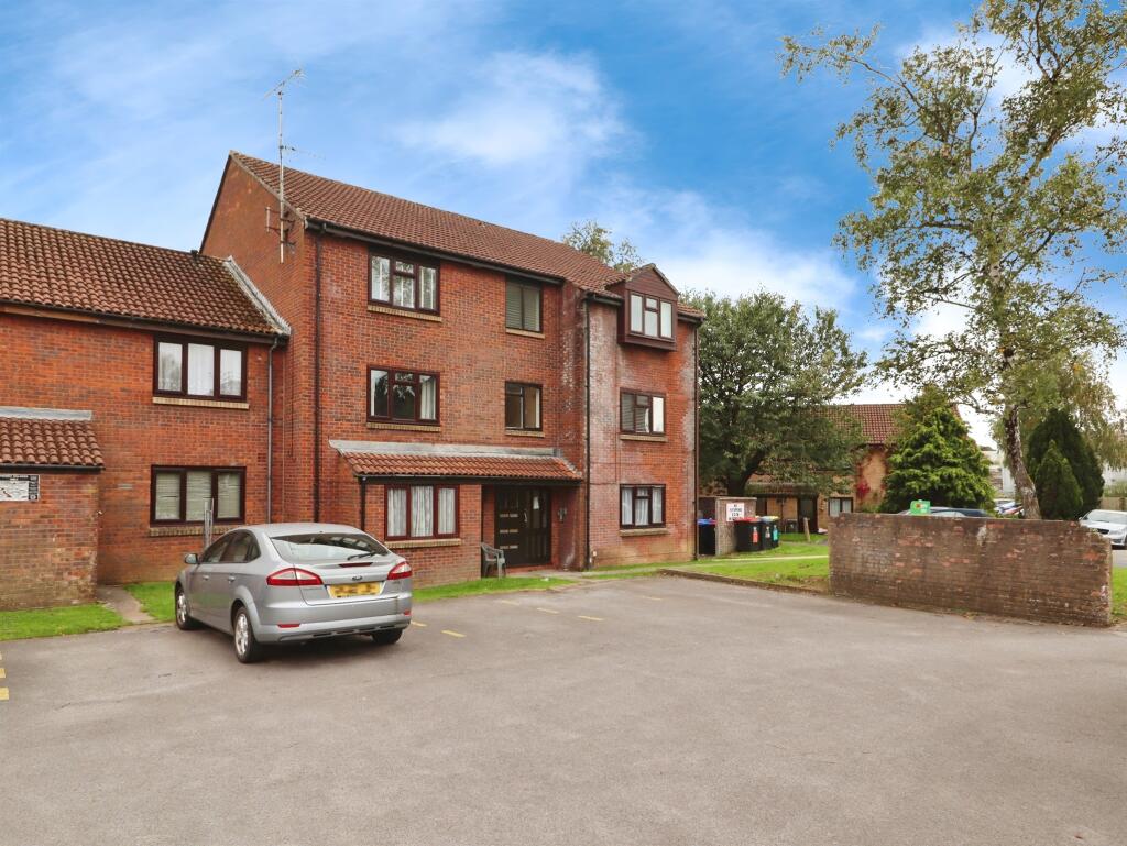 Main image of property: Oxwich Close, Cardiff