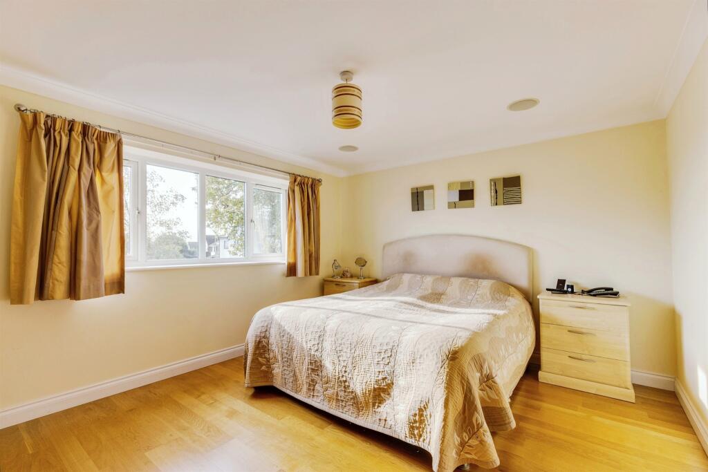 Additional property image - Rowan Way, Lisvane, Cardiff