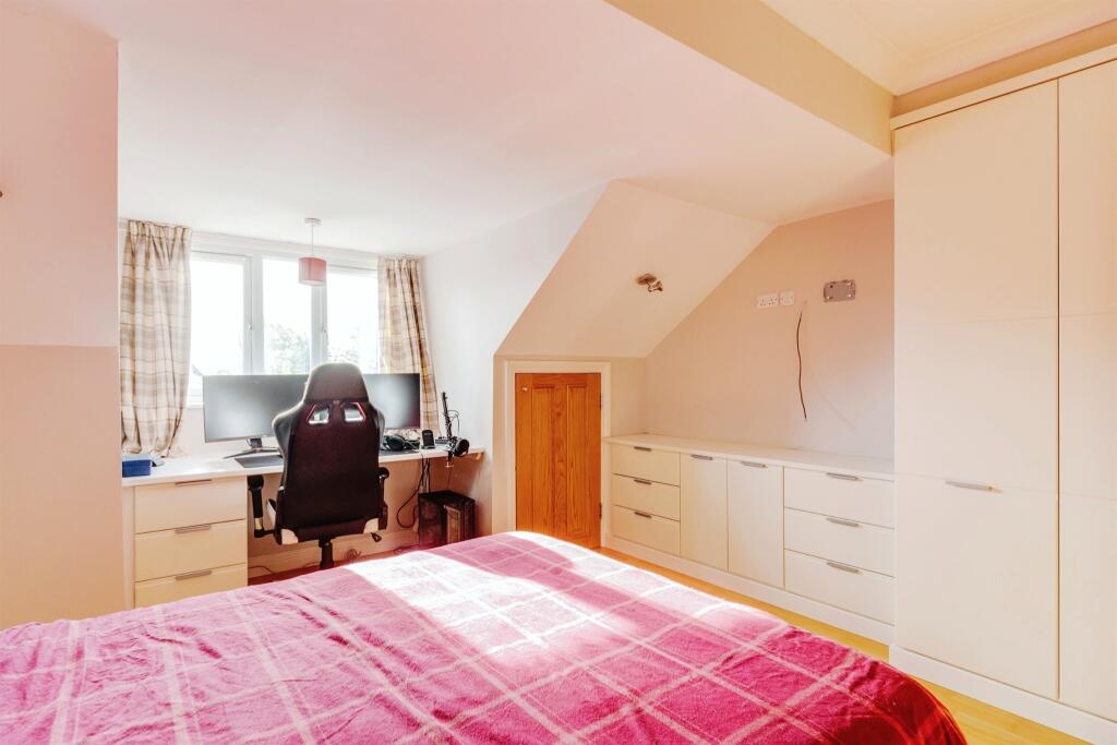 Additional property image - Rowan Way, Lisvane, Cardiff