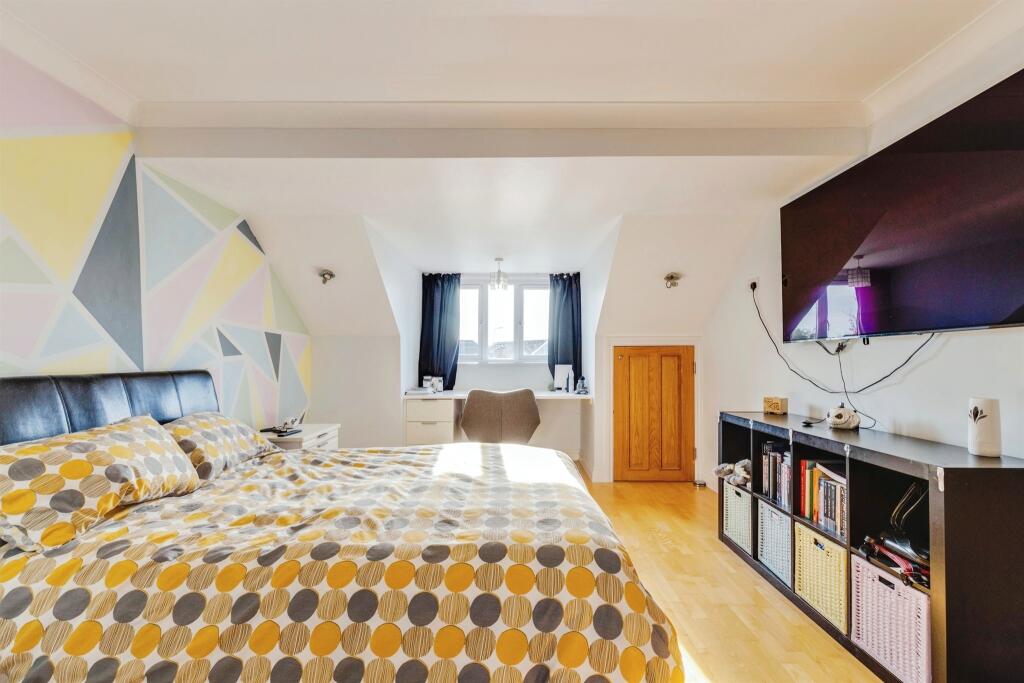 Additional property image - Rowan Way, Lisvane, Cardiff