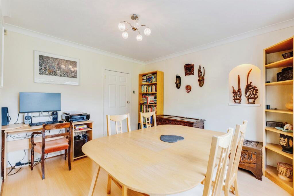 Additional property image - The Rise, Llanishen, Cardiff