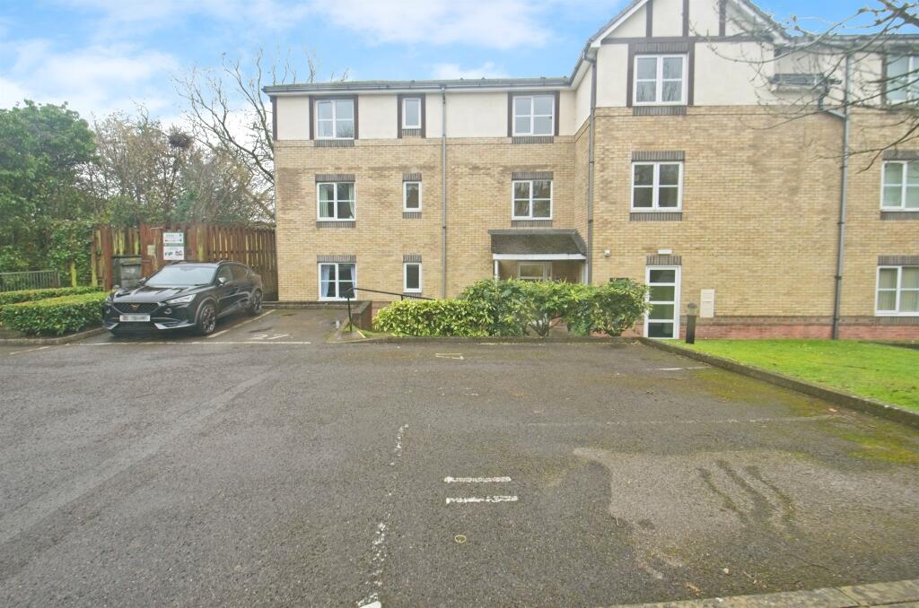 Additional property image - Heol Llinos, Thornhill, Cardiff