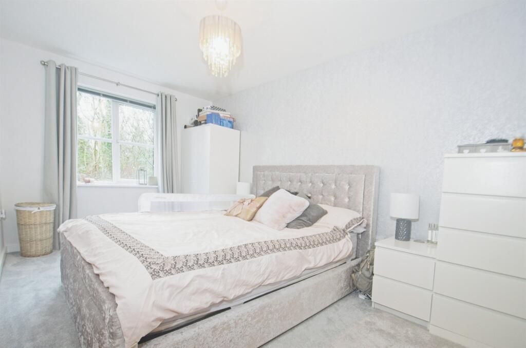 Additional property image - Heol Llinos, Thornhill, Cardiff
