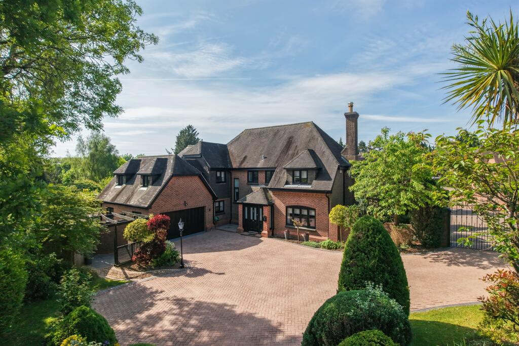 Main image of property: The Mount, Lisvane, Cardiff