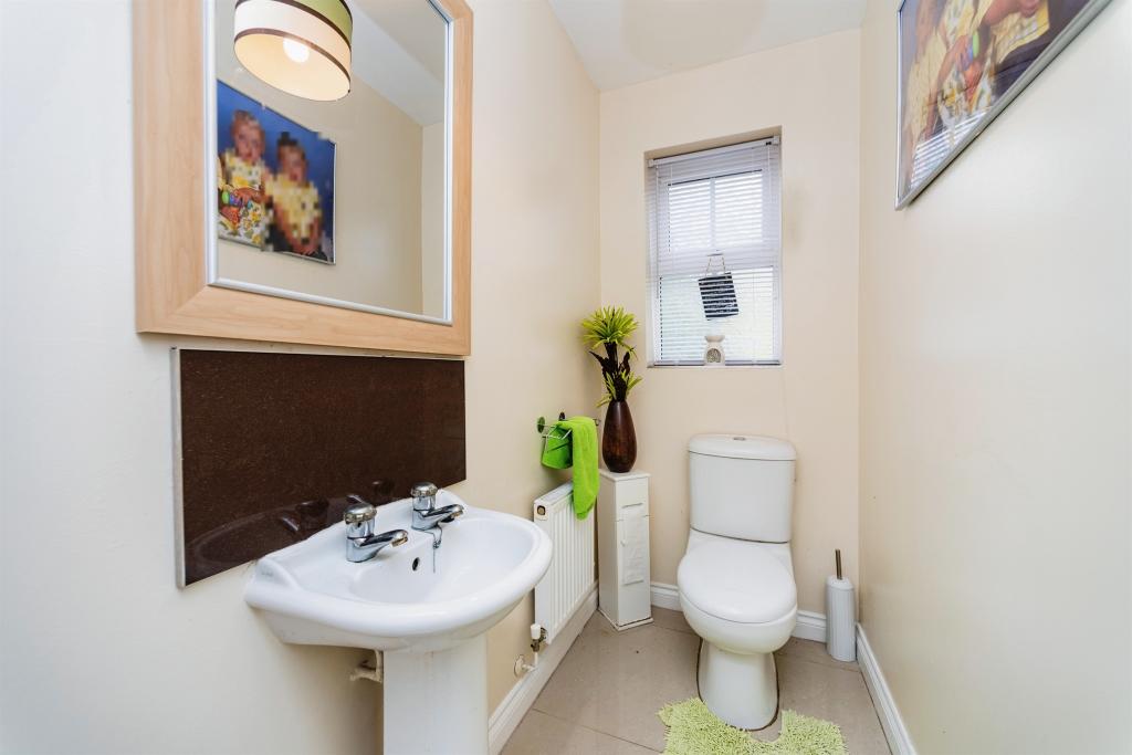 4 bedroom detached house for sale in Llewelyn Goch, St. Fagans, Cardiff