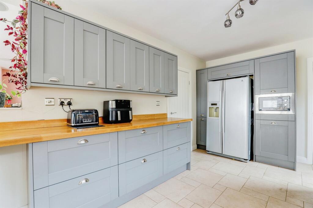 Additional property image - Caer Wenallt, Pantmawr, Cardiff