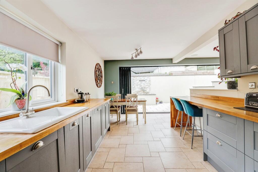 Additional property image - Caer Wenallt, Pantmawr, Cardiff