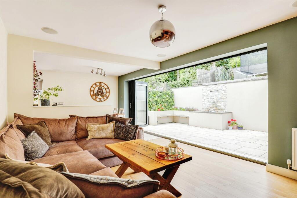 Additional property image - Caer Wenallt, Pantmawr, Cardiff