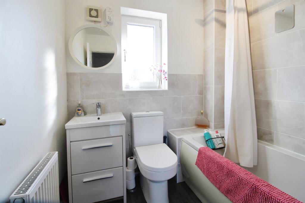Additional property image - Southglade, Gwaelod-Y-Garth, Cardiff