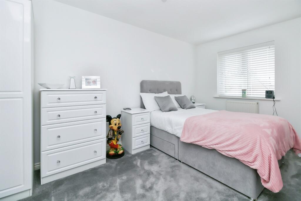 Additional property image - Thistle Close, Barry